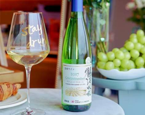 鲜嫩荔枝白桃玫瑰日本酒庄白葡萄酒