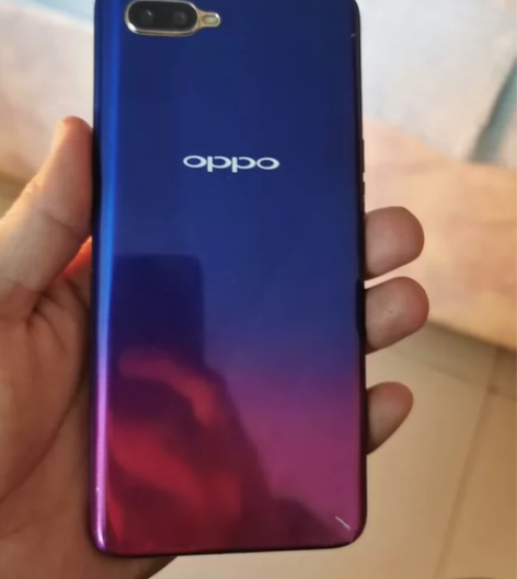 OPPOR15X，原装屏，未拆机， 有磕碰