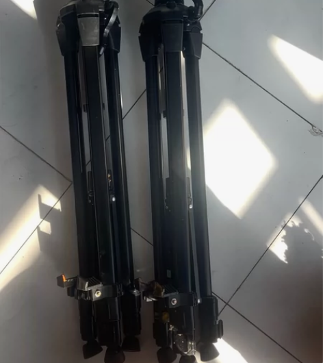 画架三十一个轻微使用痕迹 画板二十一个上面...