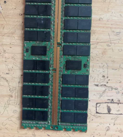 两条镁光的DDR3 ecc内存，单条8g有...