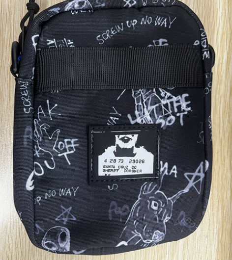 闲置全新单肩包 斜挎包 可装手机钱包日用品...