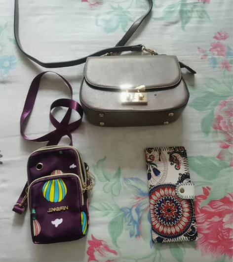 特价商品#女士斜挎包简约包钱包，个人闲置物...