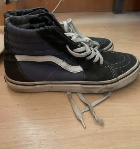 闲置vans  41码 售出不退不换，鞋面...