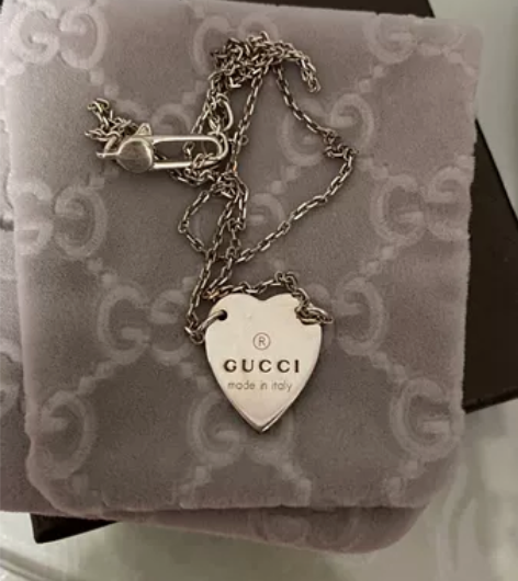 GUCCI正品 925银桃心项链，男女都可...