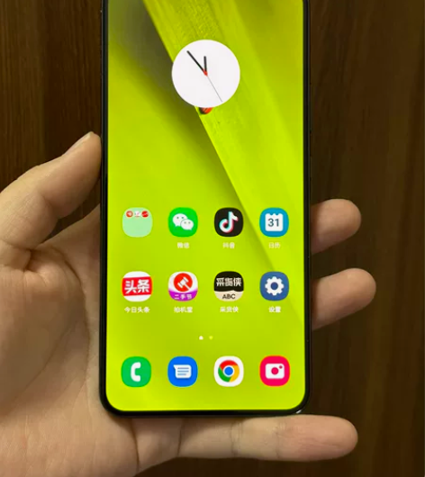 三星 s22+,外版单卡全网通,8+128...