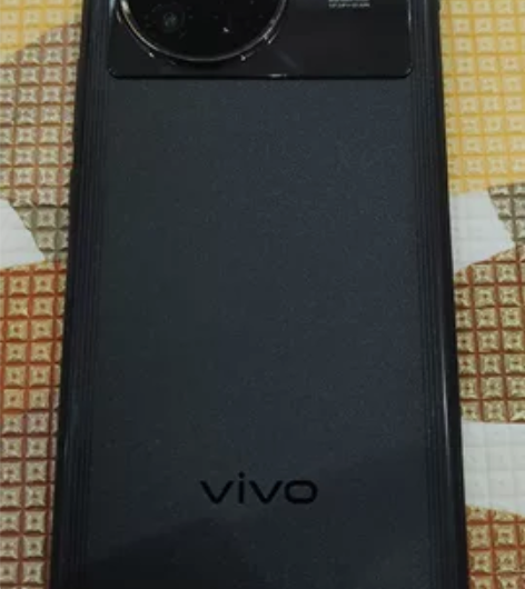 过年了给自己换个新手机吧[偷笑]Vivo ...