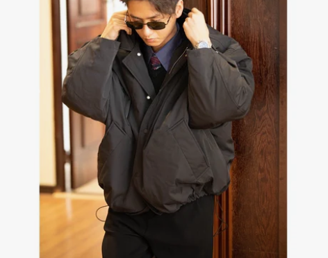 何记港风/冬季短款超宽松保暖白鹅绒羽绒服翻...