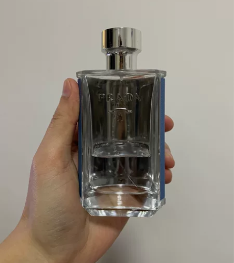 prada 香水  满瓶100ml 剩余1...