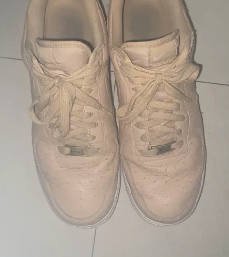 出售空军一号44.5 加一双耐克跑鞋44....