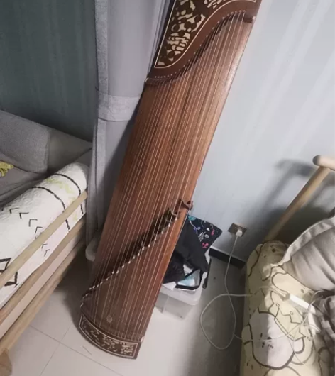 敦煌双鹤古筝,买时三千多不到四千,孩子没时...