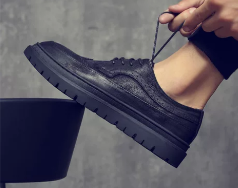 布洛克皮鞋男英伦雕花正装冬季加绒新款韩版潮...