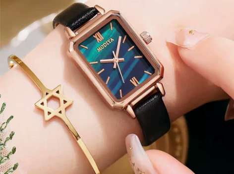 高颜值气质方形学生表   女手表 祖母绿孔...