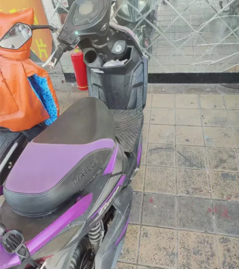 朋友离郑帮忙出售，台铃品牌车，前后碟刹，6...