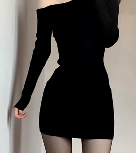 包臀裙 感兴趣的话点“我想要”和我私聊吧～