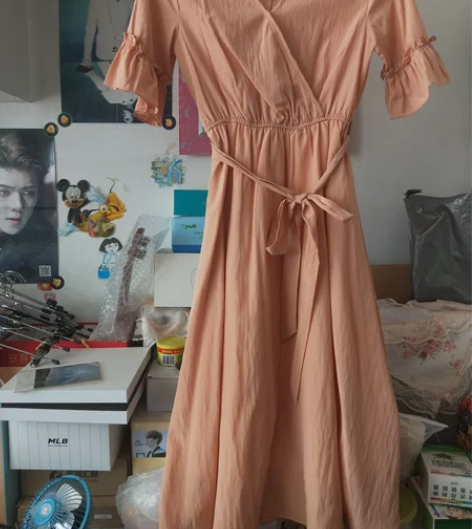 夏天橙色裙子 在沈阳中街270元购买 没有...