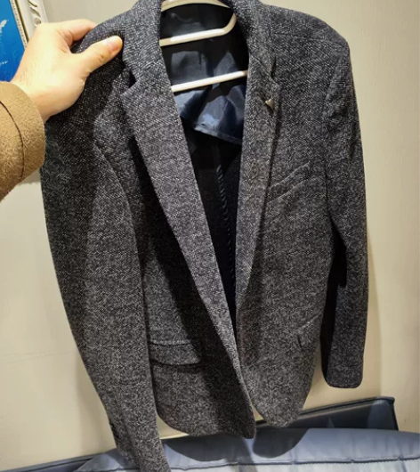 zara西装外套男 48码 感兴趣的话点“...