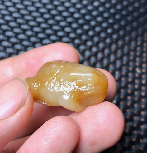精品和田玉吊坠,挂件,玉雕青蛙,呱呱来财 ...