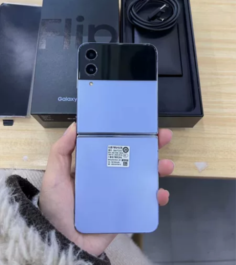 三星 SAMSUNG Galaxy Z F...