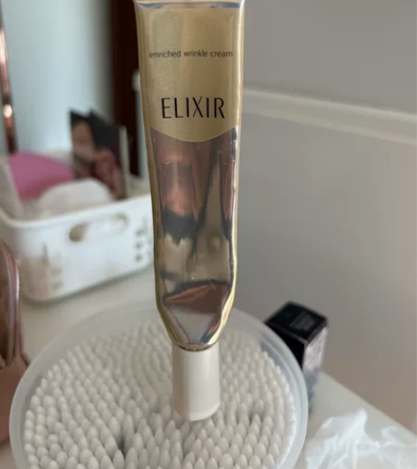 Elixir怡丽丝尔眼霜15g   余量还...