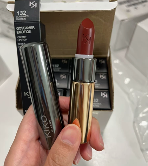 kiko132牛血色 全新kiko口红包邮...