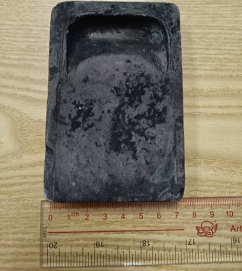 老砚台，不懂啥砚台了，端砚还是啥砚啊，有小...