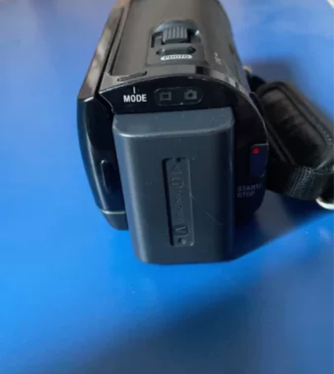 索尼hdr-100 功能全部正常，屏幕可能...