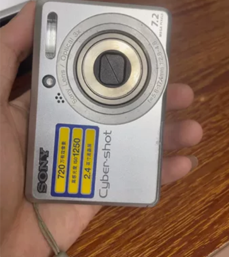 出两台索尼dsc-s730 成色都很新 原...