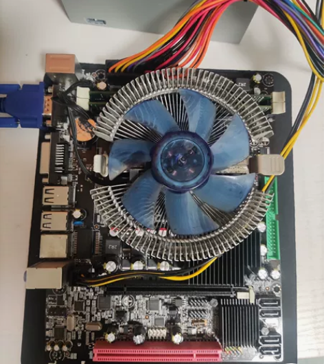 ddr3  4g 2条+amd主板+4核c...