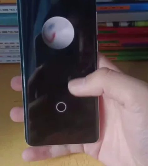 魅族18 8＋128的去年刚出的时候买的，...