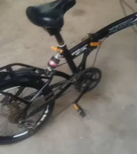 出折叠变速自行车9成新 感兴趣的话点“我想...