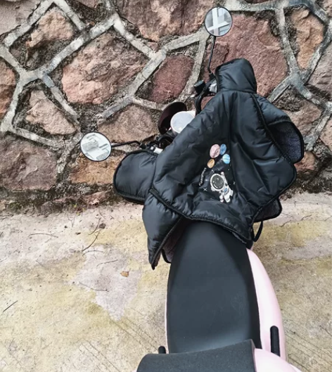 买来上下班骑一骑，充满电可以跑40到50公...