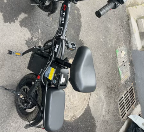 折叠电动车 代驾车 可放后备箱 一千四买的...
