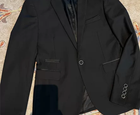 只穿过3次 店里买的 男士西装西服 外套黑...