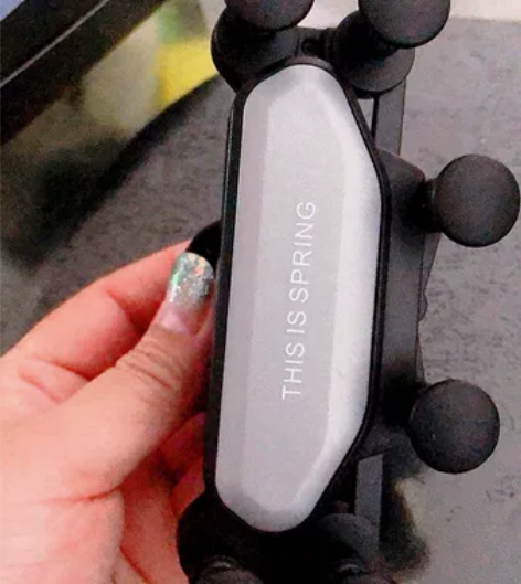 车载手机支架汽车用导航支撑架车上出风口卡扣...