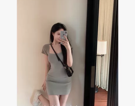 iuu 一秒封神裙/显白纯欲风修身显瘦连衣...