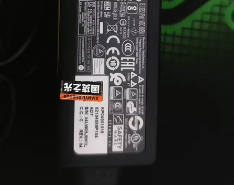 宏碁墨舞EX215 i5十代intel充电...