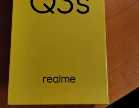 realme(手机) realme Q3s...