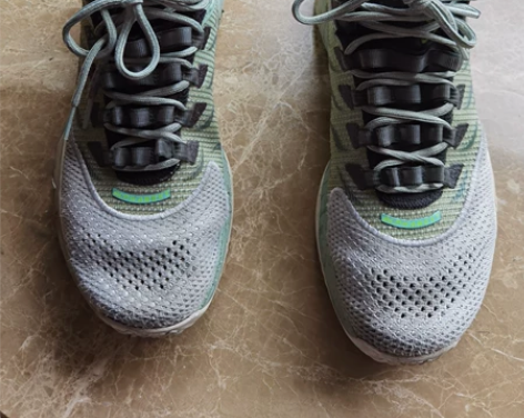 ANTA/安踏 42码七成新篮球鞋 感兴趣...