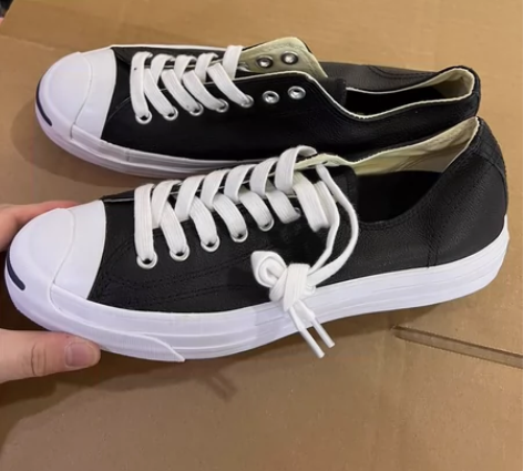 匡威皮质开口笑撕标库存清货特价168¥ 包...