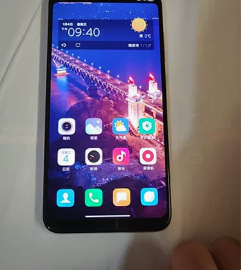 小米8，白色，6+128，高通骁龙845处...