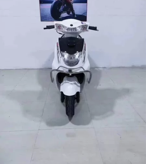 二手摩托车雅马哈迅鹰125 国四 手续齐全...