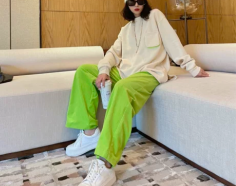 【全新有吊牌】豹纹炒面秋冬新款灯芯绒阔腿裤...