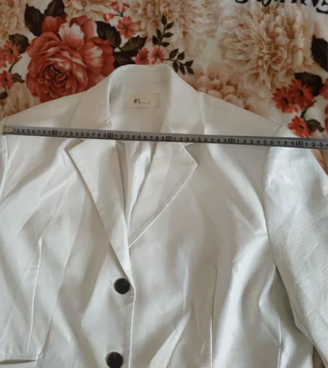 男士白色皮革西服，一次没穿过，有图，（二手...