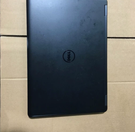 戴尔e7450。8G240固态。5代，i5...