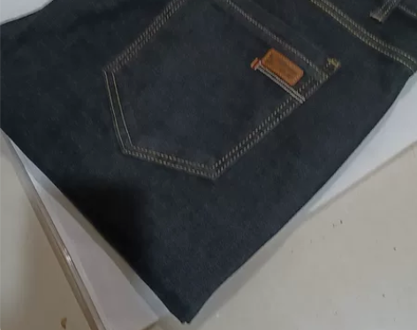 各类断码牛仔裤处理，这个38码，29.9包...