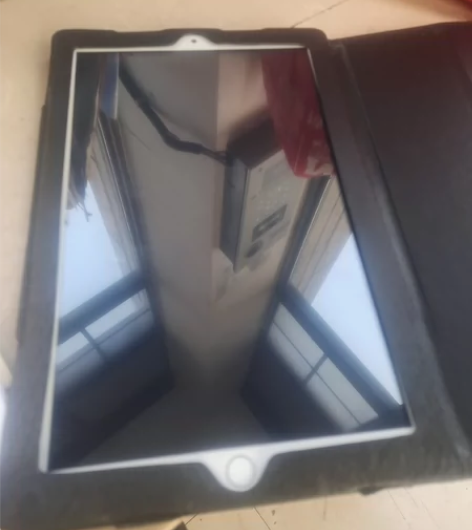 安卓平板可打游戏，可看电视剧不卡 仅同城自...