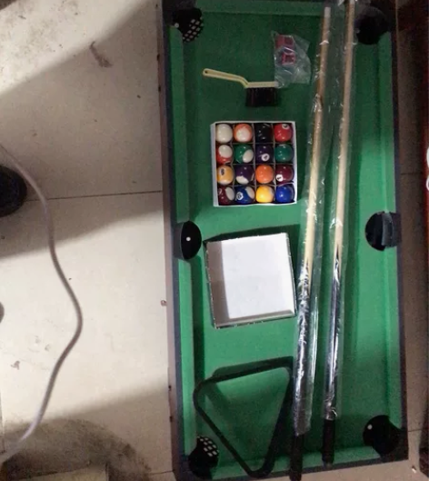 小型台球桌，没用过几次。仅自提 感兴趣的话...