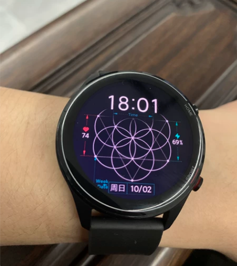 小米color运动版手表！ 有些许磕碰划痕...