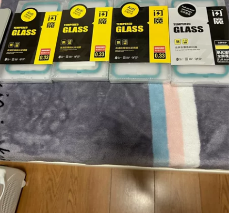 iPhone14 Pro max钢化膜，一...