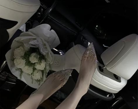 早安樊樊灰姑娘钻石凉鞋女夏天2021新款百...